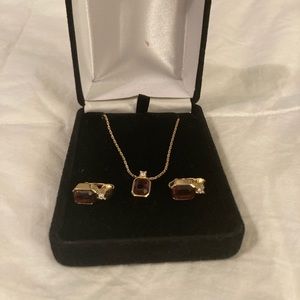 Christian Dior Vintage Gold Plated Faux Amethyst Diamonds Necklace/Earring Set